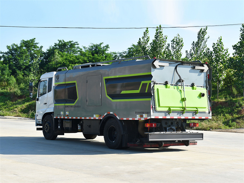 |L(fng)\m܇(ch)-|L(fng)18m܇(ch)-ӯͨ܇(ch)S(chng)ֱN(xio)