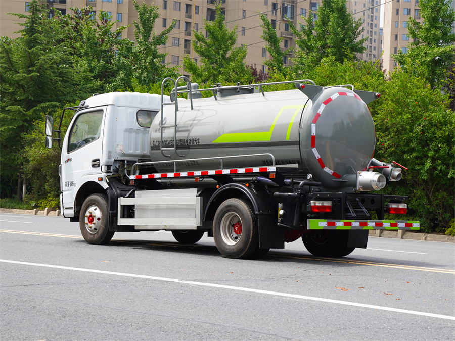 8����늄�(d��ng)����܇(ch��)-8������Դ����܇(ch��)�a(ch��n)ƷҎ����̖